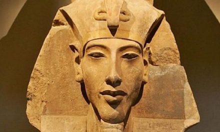 L’eresia di Akhenaton e l’intolleranza monoteista